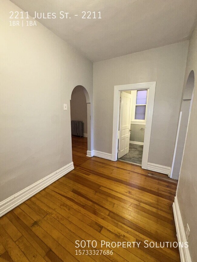 Building Photo - 2211 Jules St.-2211