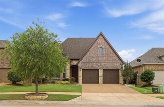 Building Photo - 16512 Amistad Ave