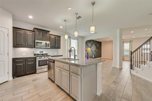 Building Photo - 9905 Wynndel Trl