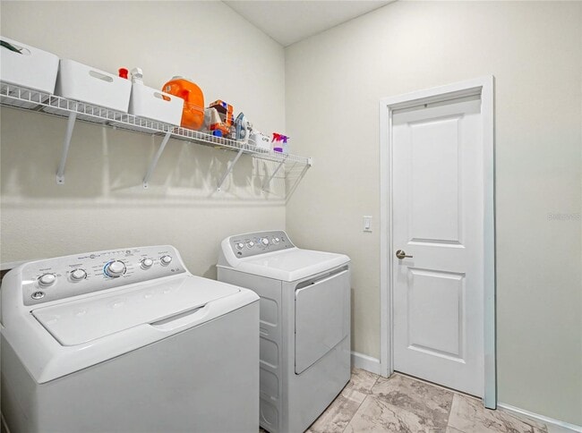 Building Photo - 1734 Black Maple Pl