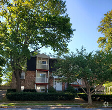 Building Photo - Bristol Apartments