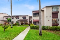 Building Photo - 5040 Rose Hill Dr