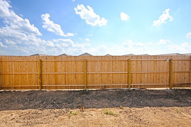 Building Photo - 7603 Adam Star