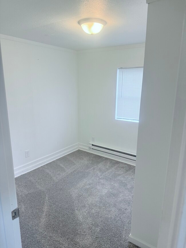 Building Photo - 2016 Neva Dr