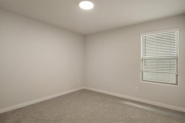 Building Photo - 1010 Honeydew Ln