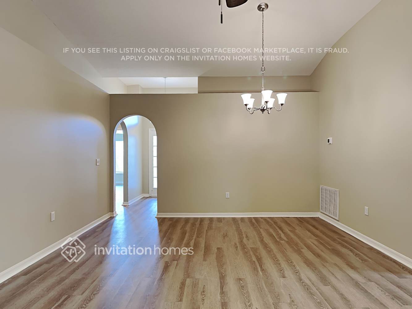 Building Photo - 2470 Brookshire Cir