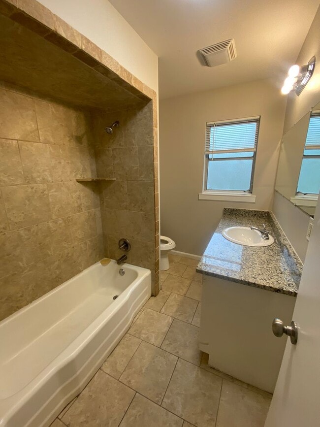 Building Photo - Beautiful 3BR Home – Comfort & Functionality