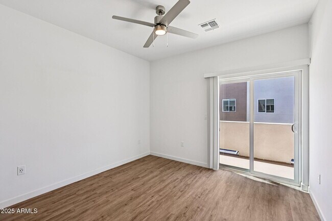 Building Photo - 2131 JENNIFER LYNN Way