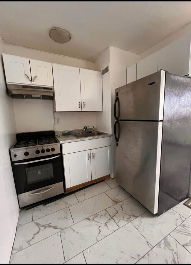 Building Photo - 6515 JFK Blvd E