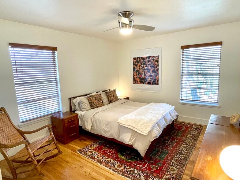 Master Bedroom - 800 Dale Dr