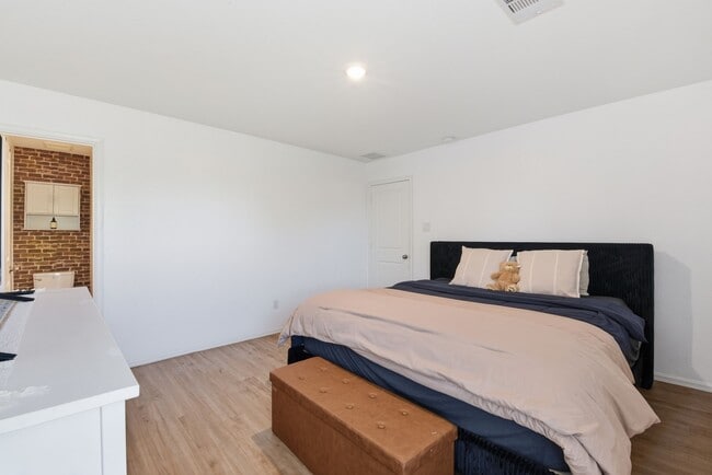 Building Photo - 14427 Woodcott Warren Wy