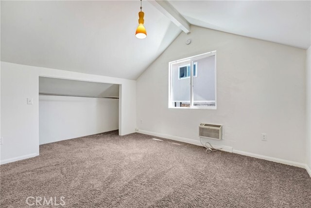 Building Photo - 904 N Stanley Ave