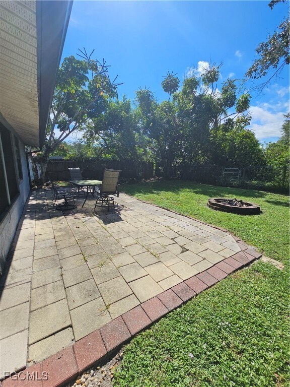Building Photo - 15483 Spring Line Ln