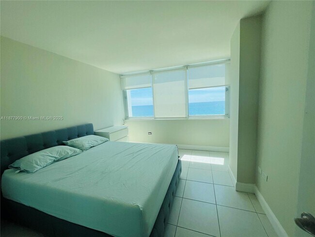 Building Photo - 7135 Collins Ave