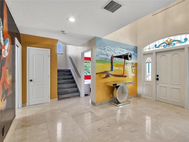 Building Photo - 851 N 11th Ave