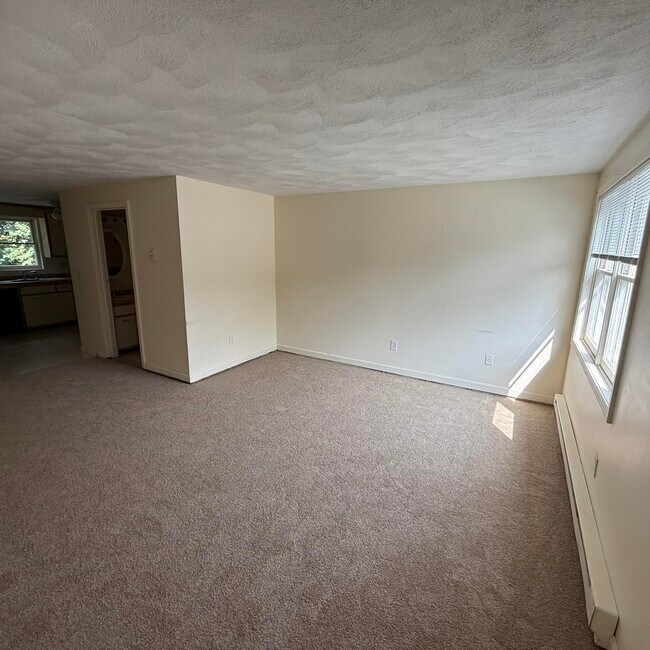 Building Photo - 59 Stonegate Ln