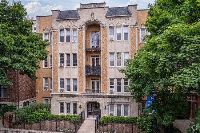 Building Photo - 2Sisters Apartments