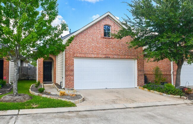 Building Photo - 20916 Sunrise Pine View Ln