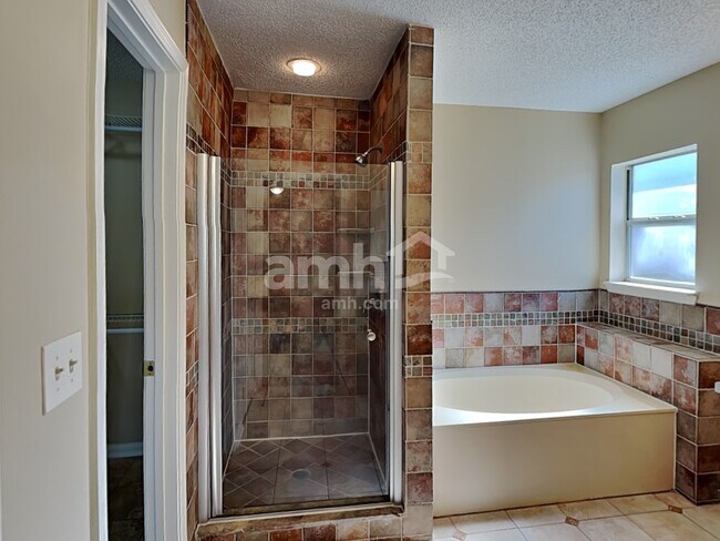 Building Photo - 3154 Fox Squirrel Dr