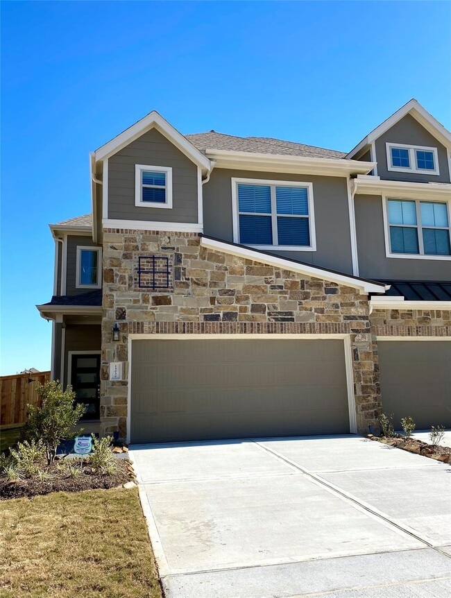 Building Photo - 15030 Flintstone Village Trl