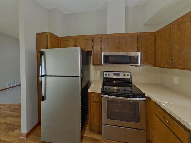 Building Photo - 14030 Candlewood Ln NE