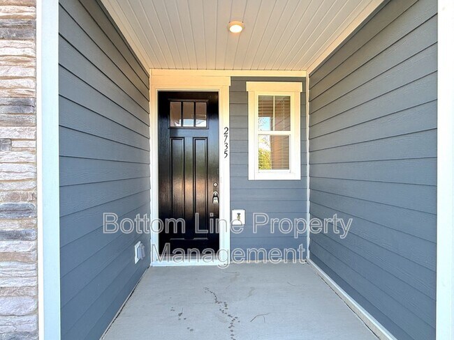 Building Photo - 2735 Winn Ml Dr