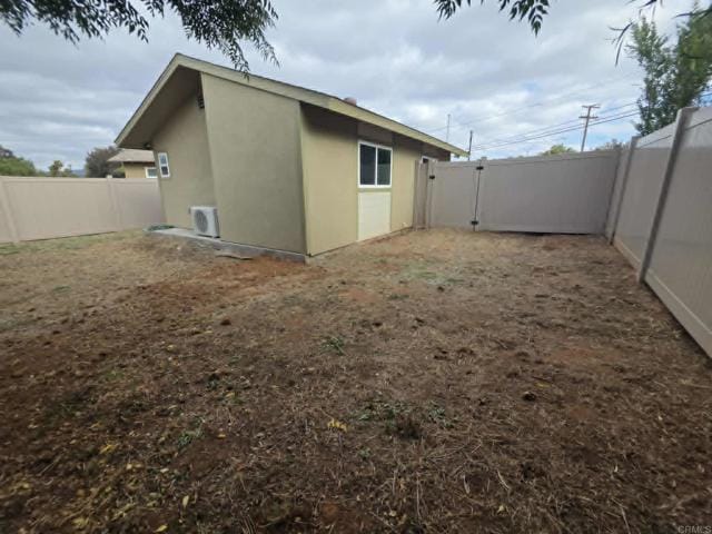 Building Photo - 10579 Oak Creek Dr