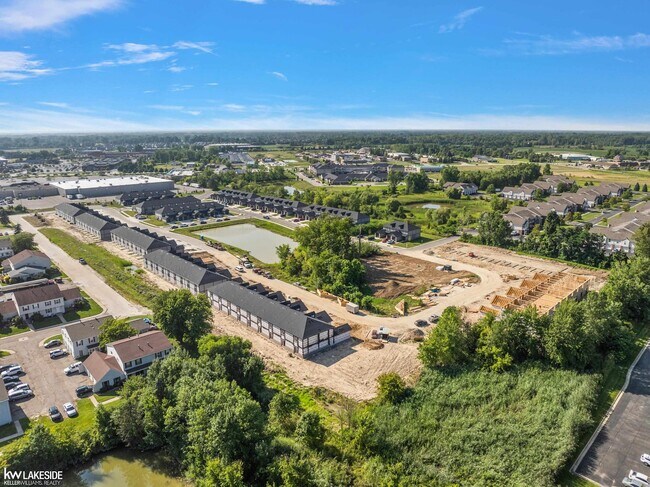 Building Photo - 51410 Tides Dr