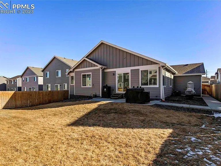 Building Photo - 6512 Tillamook Dr