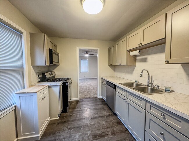 Building Photo - 283 Forgham Rd