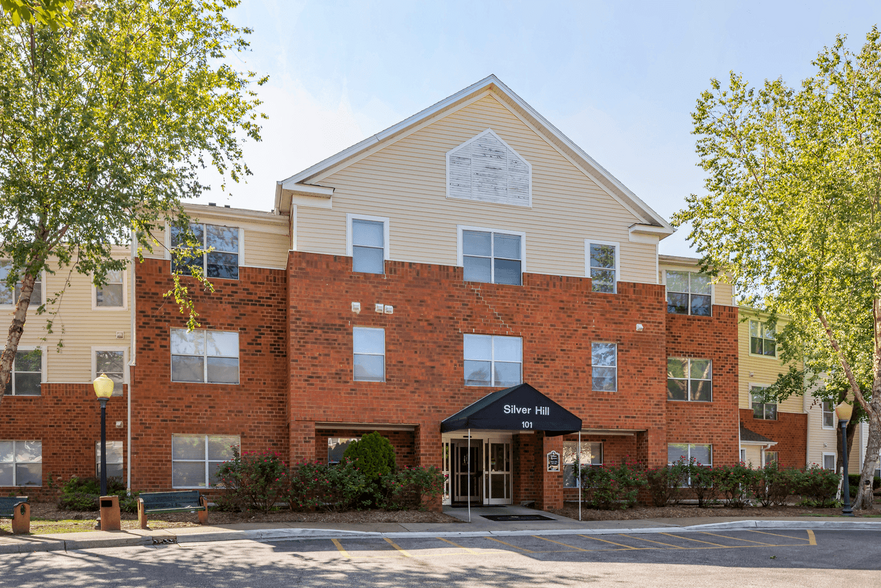 Building Photo - Silver Hill at Arboretum Apartments