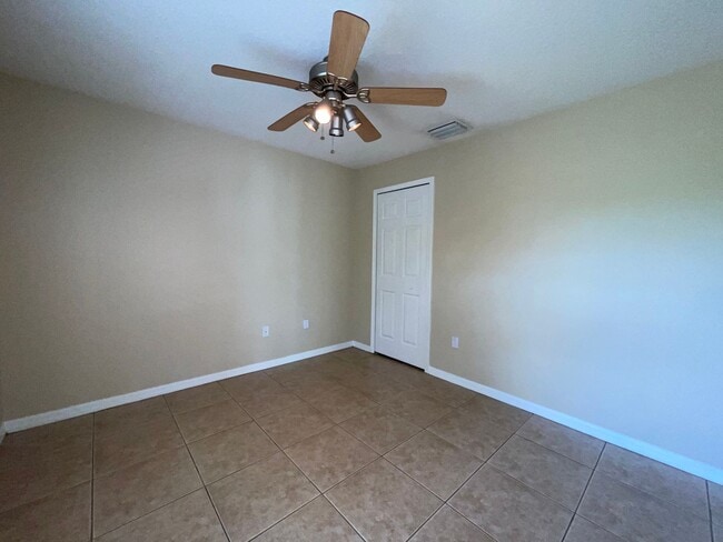 Building Photo - Plant City-Trapnell Ridge Community 4 Bedr...