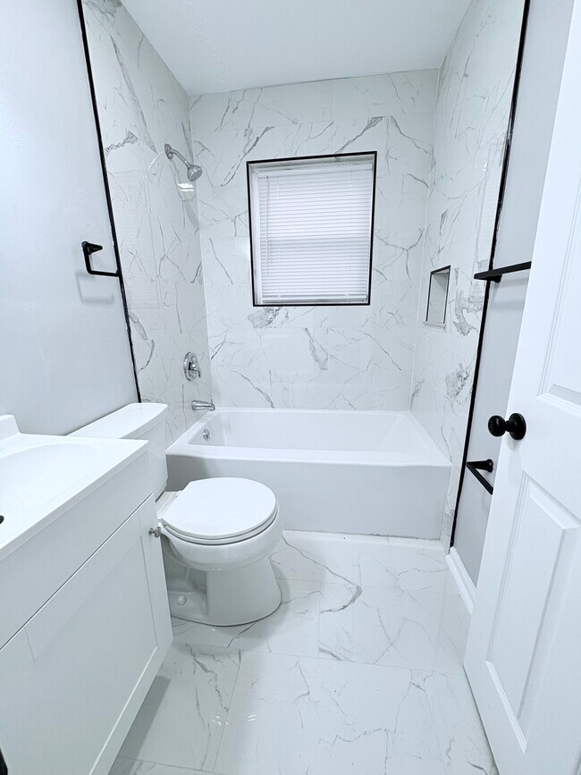 Building Photo - Freedom #3