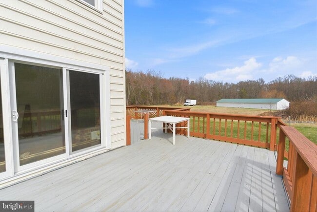 Building Photo - 20040 Bobwhite Ln