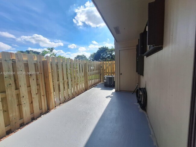 Building Photo - 22295 Timberly Dr