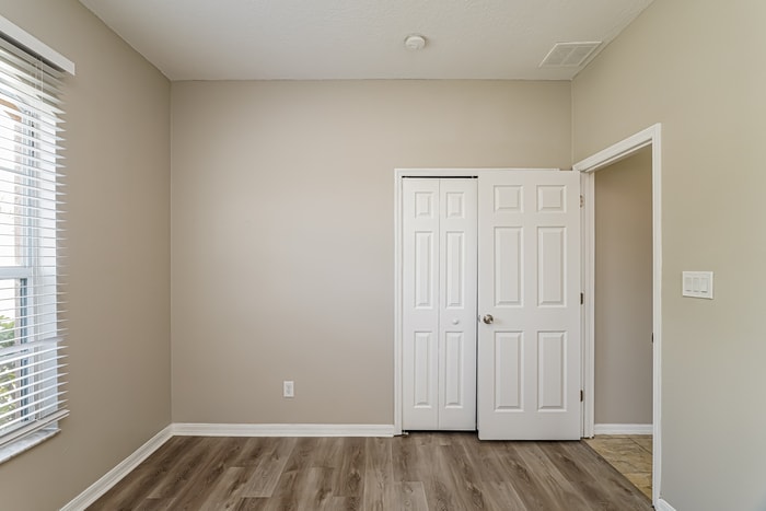 Building Photo - 10112 Andover Point Cir