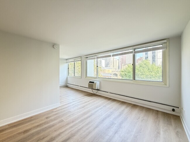 Building Photo - 1442 N Dearborn St
