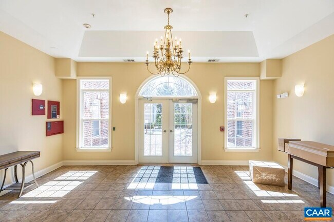 Building Photo - 1051 Glenwood Station Ln