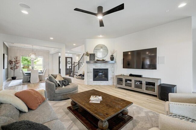 Building Photo - 249 Townes Ct