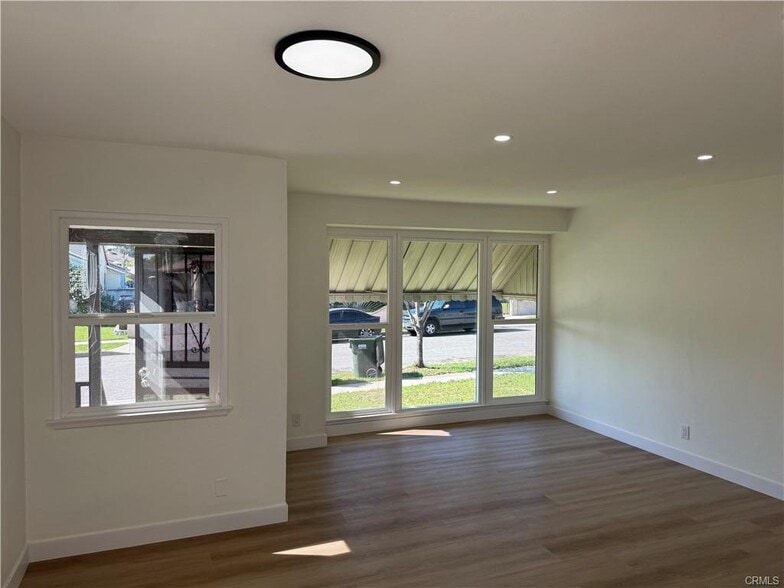 Building Photo - 9615 Brierfield St