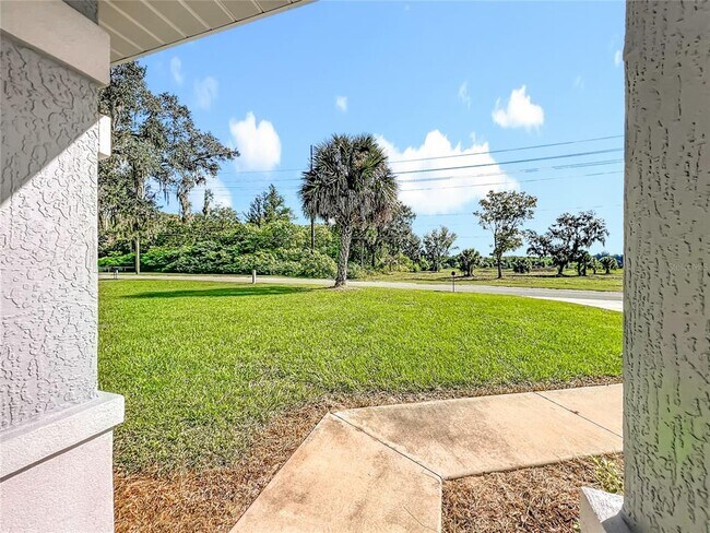 Building Photo - 1954 NW 21st Ave