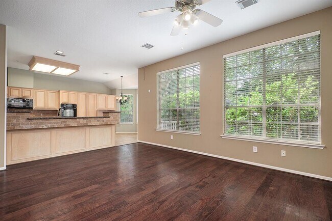 Building Photo - 51 N Cochrans Green Cir