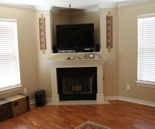 Building Photo - 305 Copper Oaks Dr
