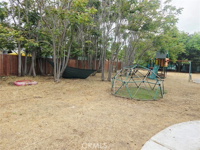 Building Photo - 2121 Garfield Ave