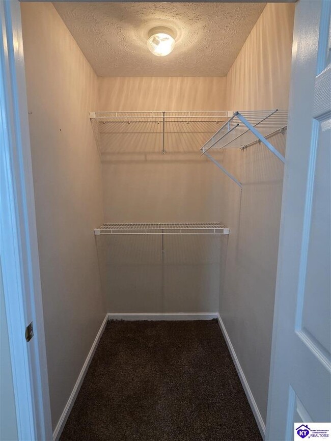 Building Photo - 104 Dante Ct