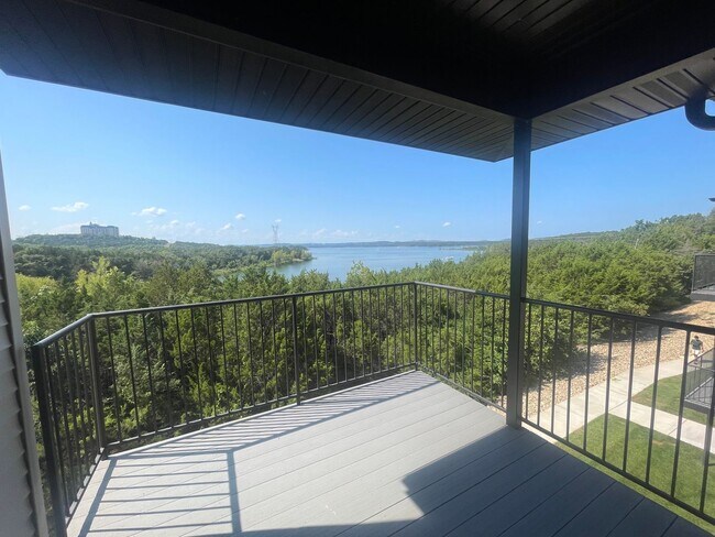 Primary Photo - Lake View Apartment on Table Rock Lake in ...