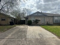 Building Photo - 6939 Greenyard Dr