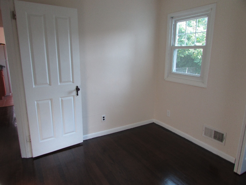 Building Photo - 1159 Romano Ave