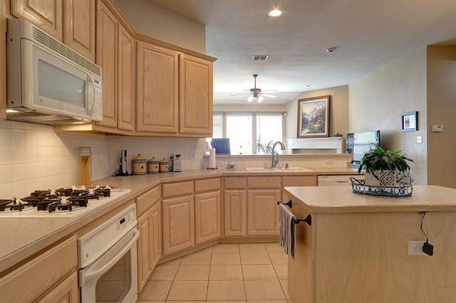 Building Photo - 7216 Pheasant Ct
