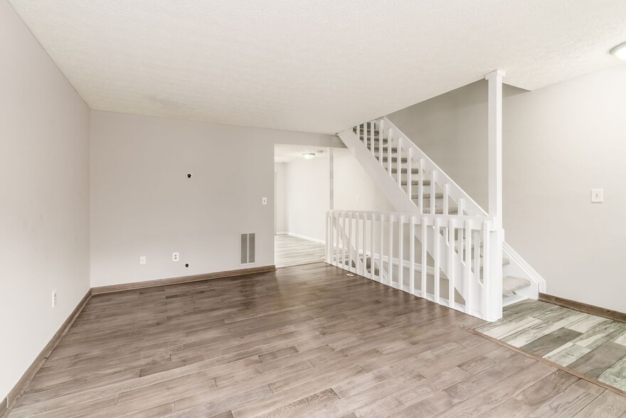Building Photo - 7897 Kirkby Ct